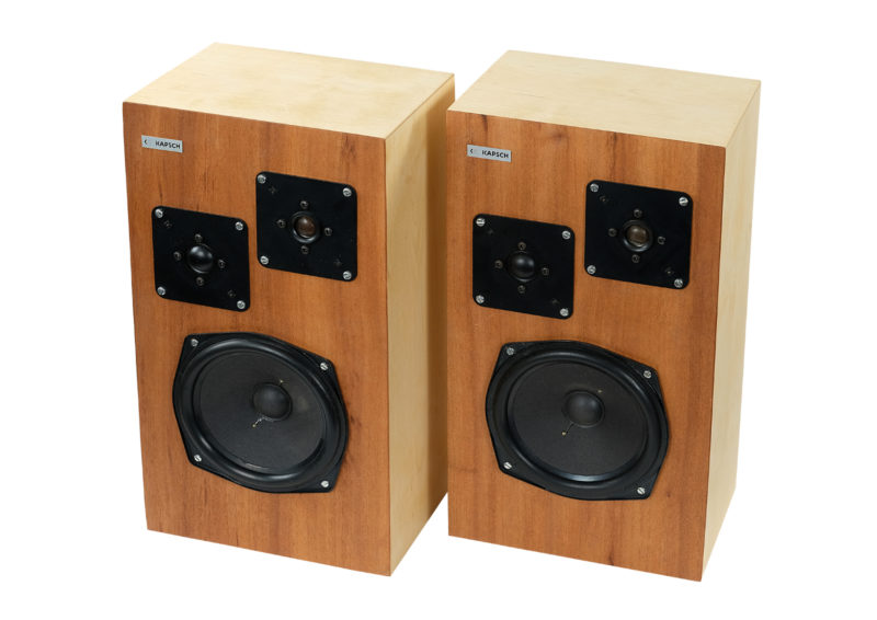 Kapsch KB 4065 Speakers.