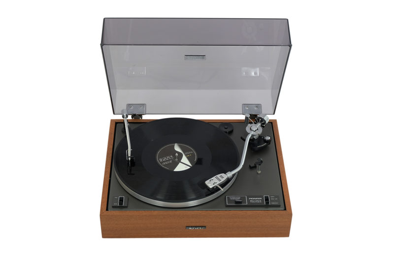 Pioneer PL 12D II turntable