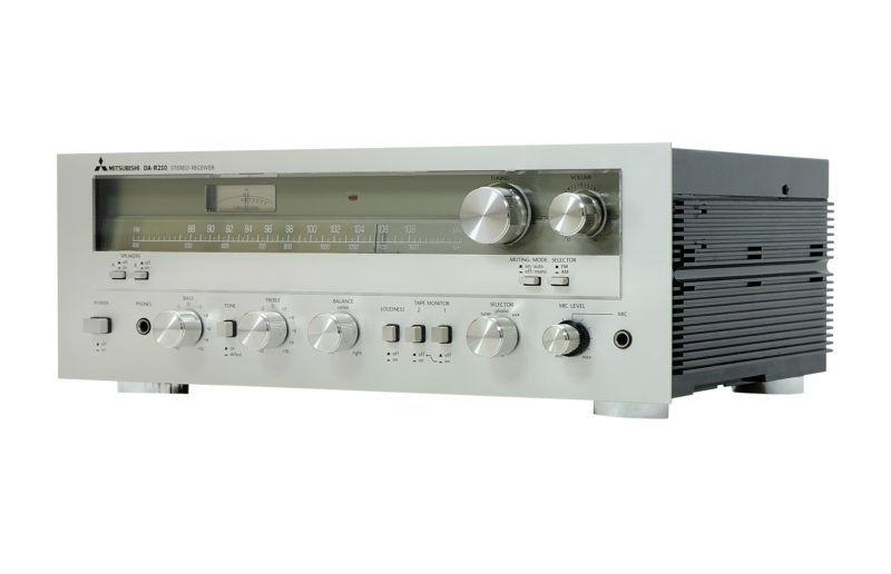 Mitsubishi DA-R210 receiver