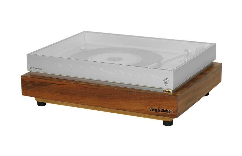 Bang & Olufsen Beogram 1800 turntable. Classic Vintage. Fully revitalized. Bang & Olufsen Beogram 1800 turntable.