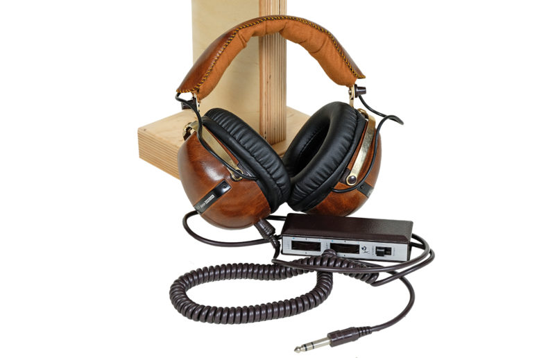 Rank Arena SK 500 headphones. Classic Vintage.
